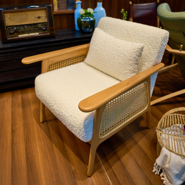 Misk Lounge Chair