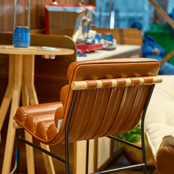 Wavy Bar Chair