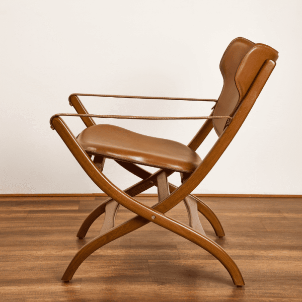 Khofo folded chair